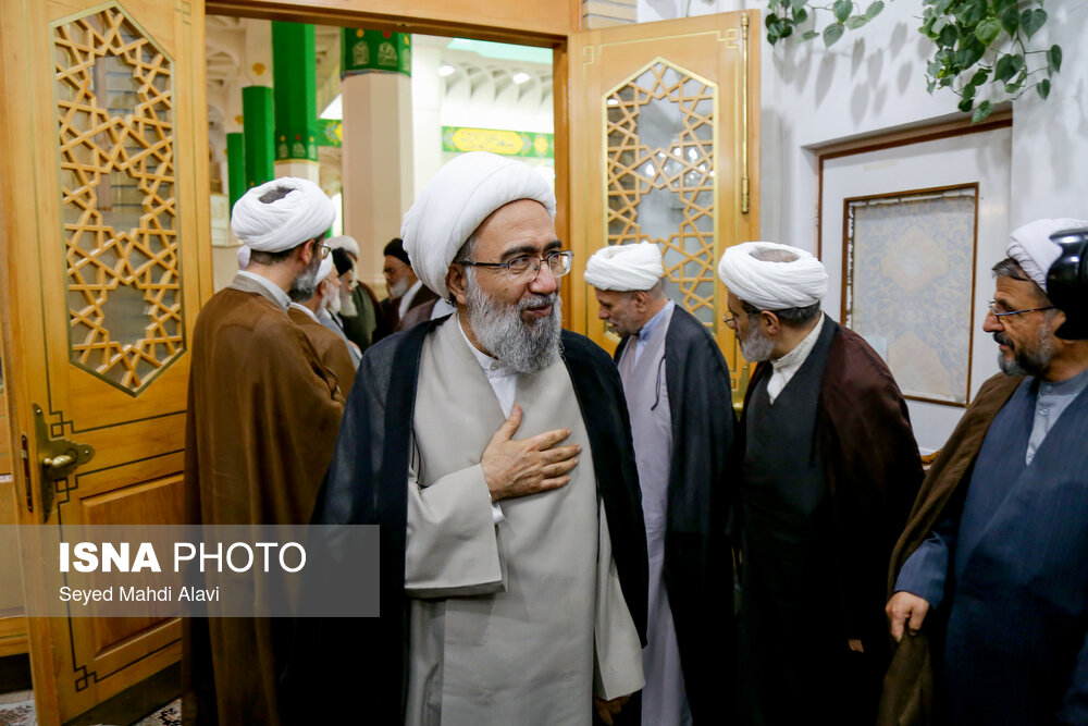 مراسم یادبود جانباختگان بندر شهید رجایی در حرم حضرت معصومه(س)