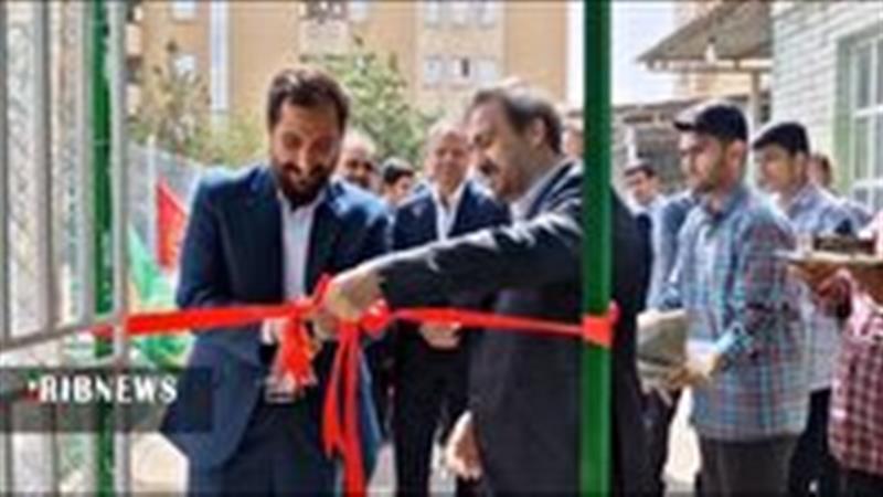 بهره برداری از چمن مصنوعی مدرسه شاهد حضرت علی اکبر (ع) قم