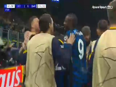 درگیری آچربی با بازیکن‌های بارسا؛اینتر 2-0 بارسلونا