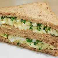 با تخم مرغ آبپز این صبحانه خوشمزه رو درست کن