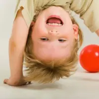 علائم بیش‌فعالی از دوسالگی قابل‌ مشاهده است