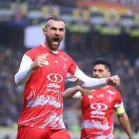 مهارت فوق‌العاده سردار دورسون در چالش گلزنی بین ۲ دروازه