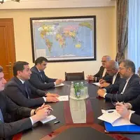 دیدار «خطیب زاده» با دستیار رئیس‌جمهور آذربایجان