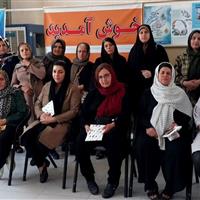کارگاه آموزشی پیشگیری از آسیب‌های اجتماعی دختران در سقز برگزار شد