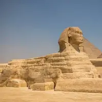 گوناگون/ مشهورترین مجسمۀ مصر باستان شبیه کیست؟
