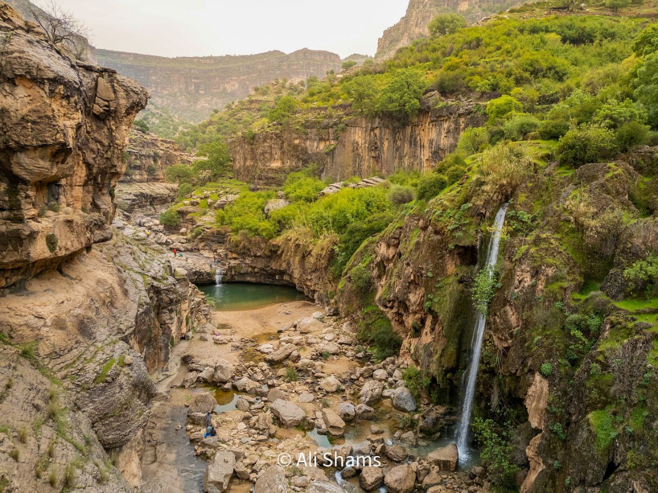 آبشار زیبای کول چپ، استان لرستان 