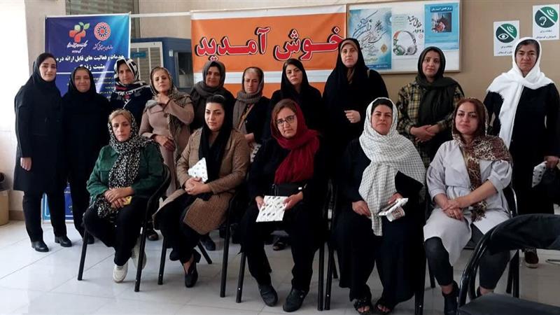 کارگاه آموزشی پیشگیری از آسیبهای اجتماعی دختران در سقز برگزار شد