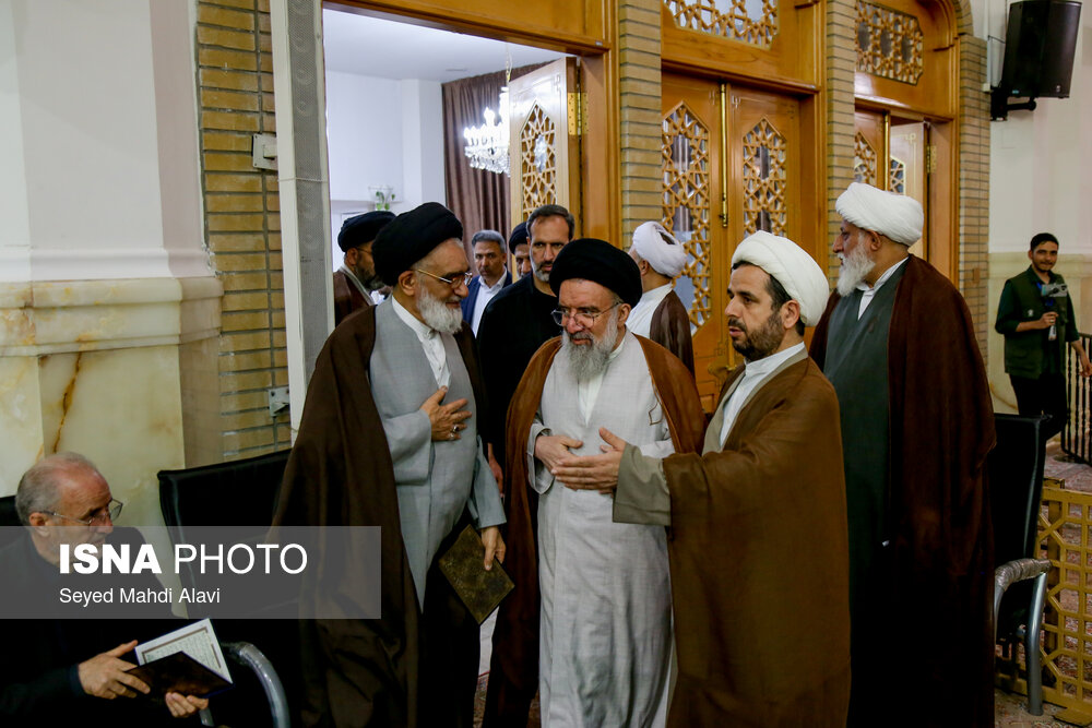 مراسم یادبود جانباختگان بندر شهید رجایی در حرم حضرت معصومه(س)