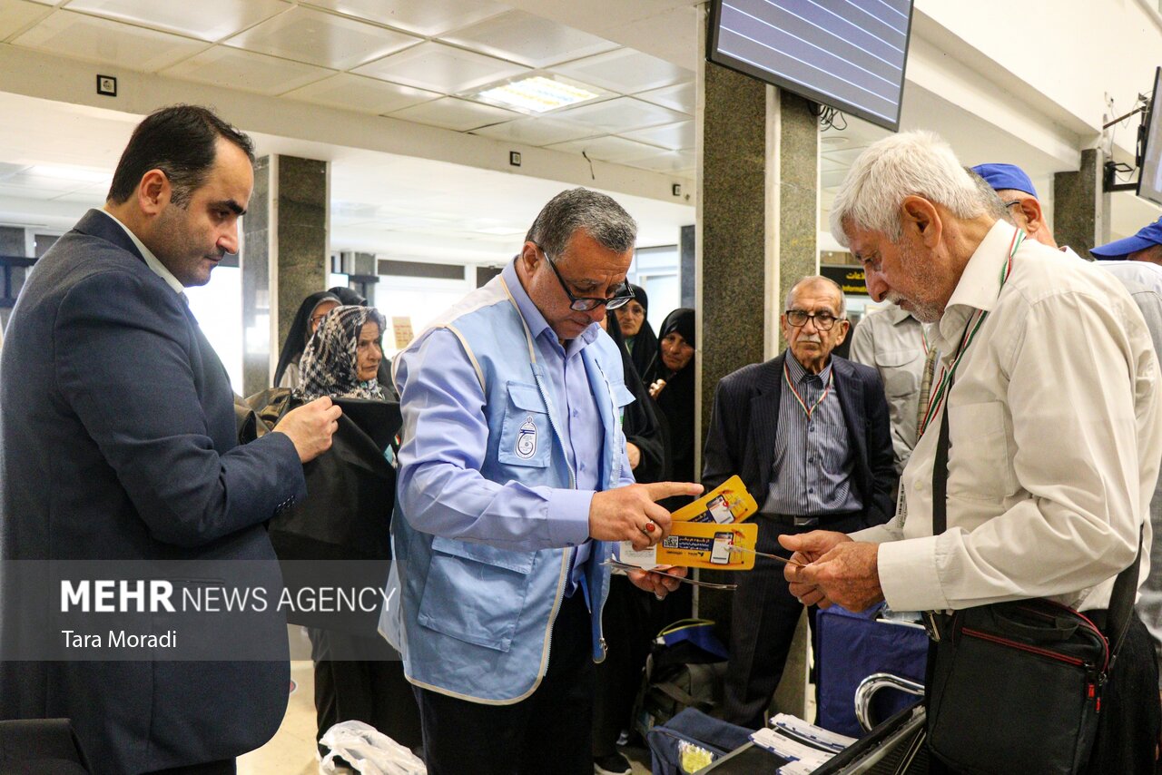 اعزام زائران حج تمتع گیلانی به سرزمین وحی