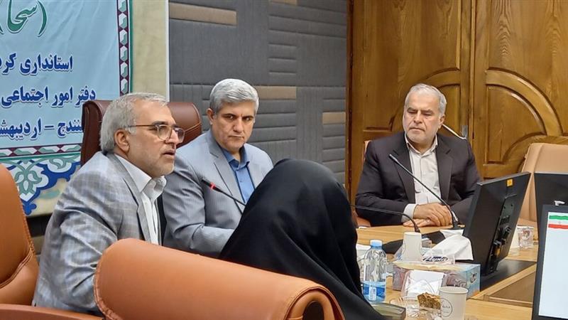 مشکل منابع برای رفع فقردر کشور نداریم