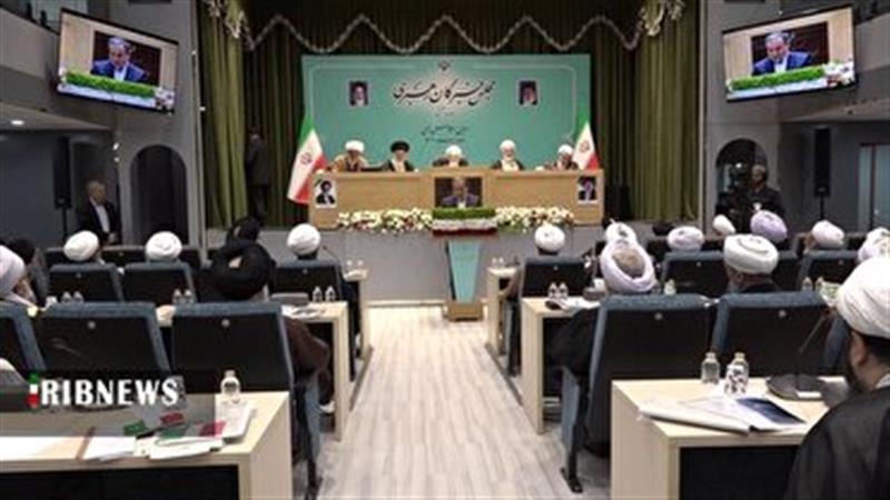 برگزاری دومین روز سومین اجلاسیه ششمین دوره مجلس خبرگان رهبری در قم