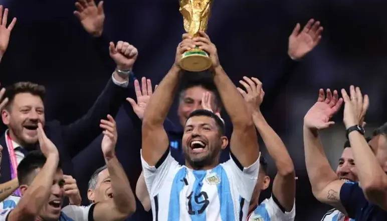 آگوئرو: علاقه رئال به من واقعی نبود!
