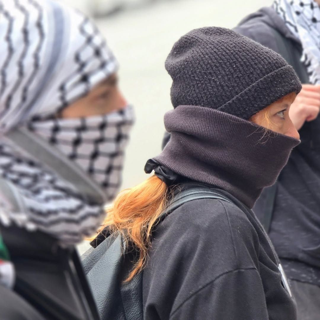 عکس/ تجمع حامیان فلسطینی مقابل سازمان رادیوی کانادا
