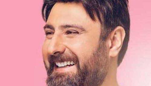 «گاهی بخند» را با صدای محمد علیزاده بشنوید 