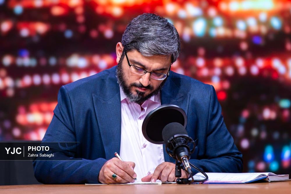 بازدید معاون سیمای رسانه ملی از پشت صحنه برنامه «قندپهلو»