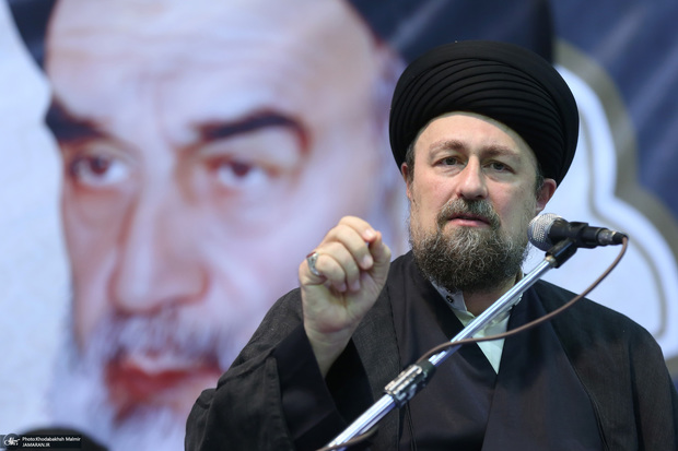 سیدحسن خمینی: کسانی که بخواهند نام خلیج فارس را تغییر دهند خود را مضحکه کردهاند