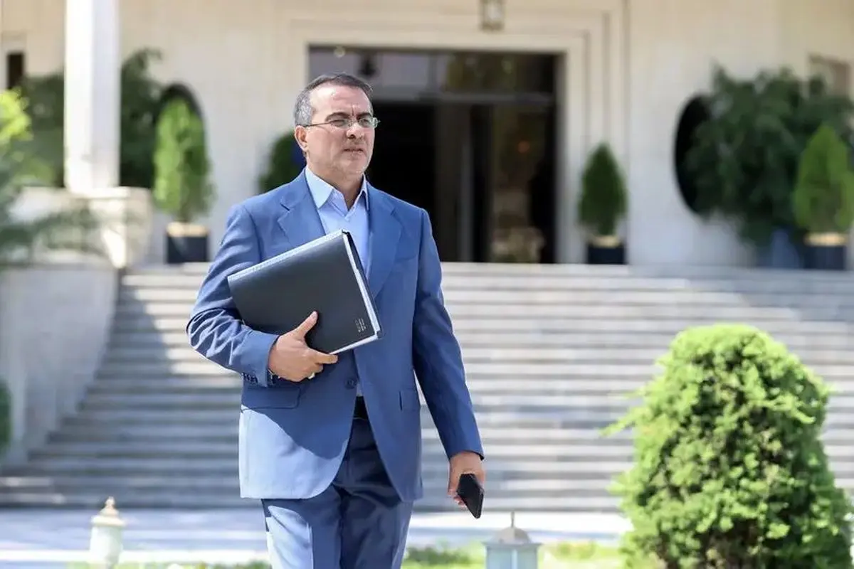 رئیس سازمان اداری و استخدامی: رفتار کارمندان در میزان پرداخت حقوق آنها اثر میگذارد