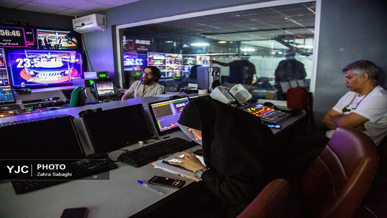 بازدید معاون سیمای رسانه ملی از پشت صحنه برنامه «قندپهلو»
