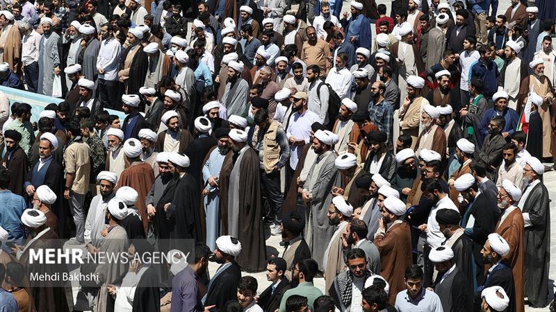 پیام رهبر انقلاب به همایش بازتاسیس حوزه نقطه عطفی در تحول نهاد روحانیت