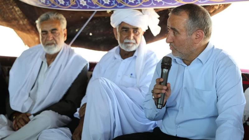 عشایر پیشگامان وفاداری به نظام و یاریگران توسعه هستند