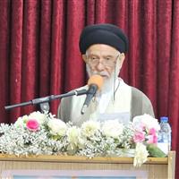 معلمان تاثیرگذارترین افراد جامعه هستند