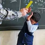 ماجرای ضرب و شتم دانش‌آموز دبستانی چه بود؟