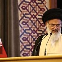 مرحوم آیت الله العظمی حائری یزدی شخصیتی سیاسی بودند