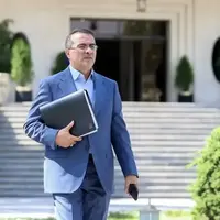 رئیس سازمان اداری و استخدامی: رفتار کارمندان در میزان پرداخت حقوق آن‌ها اثر می‌گذارد