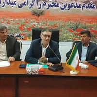 توزیع ماهانه یک هزار و ۳۰۰ تن آرد میان نانوایی‌های دلفان