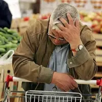 کار چند شیفته کارگران برای یک لقمه نان