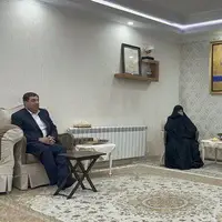 عکس/ حضور مخبر در منزل شهید رئیسی