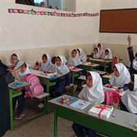 معلمی؛ آرزوی کودکی، چالش بزرگسالی
