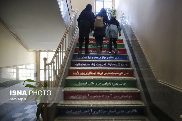 قطع برق کلاس را برای دانشآموزان خوزستان غیرقابل تحمل میکند