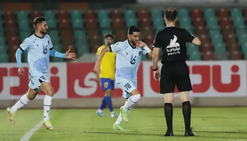جنگ صعود و بقا در لیگ یک با استفاده از VAR