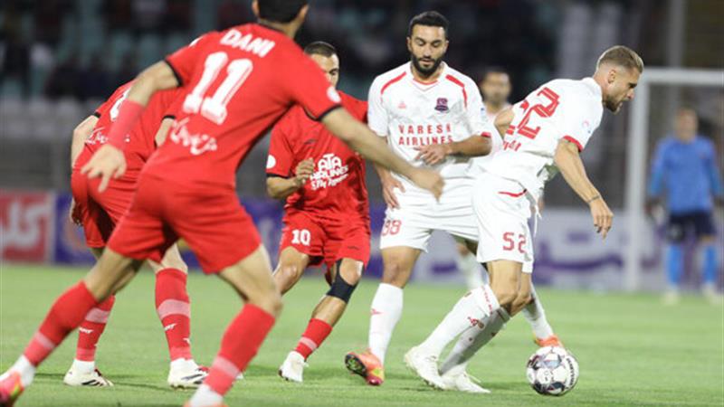 پوشش زنده؛ نساجی ۳ گل به تراکتور زد؛ پرسپولیس و سپاهان مساوی کردند
