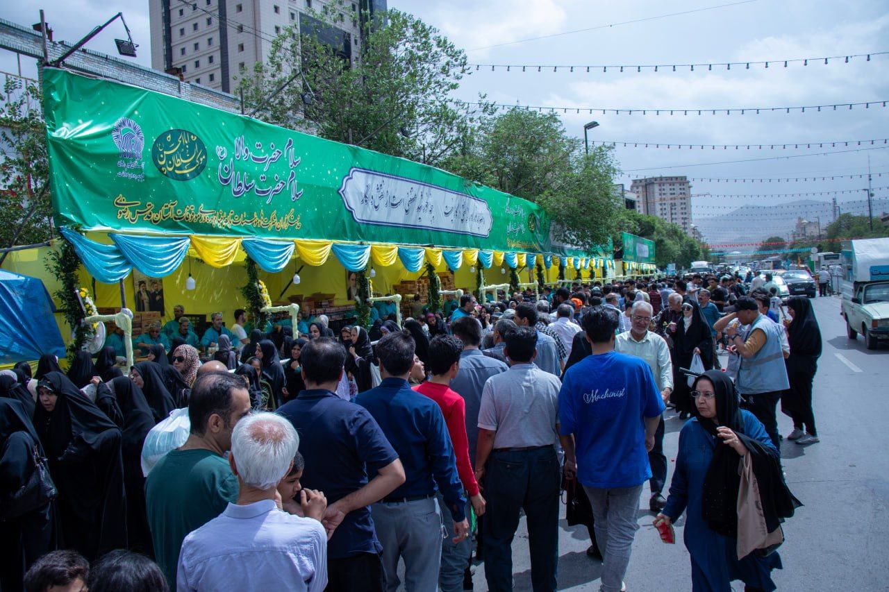 عکس/ پذیرایی موکب آستان قدس از زائران امام رضا