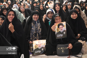 گرامیداشت شهدای خدمت در حرم مطهر رضوی