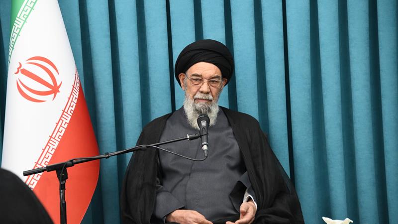 امام جمعه اصفهان مطرح کرد؛ لزوم ورود قرآن به زندگی روزمره مردم