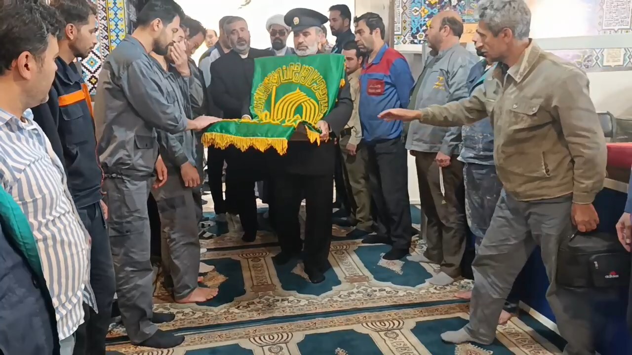 استقبال مردم خمینیشهر و خوانسار از خادمان حرم رضوی