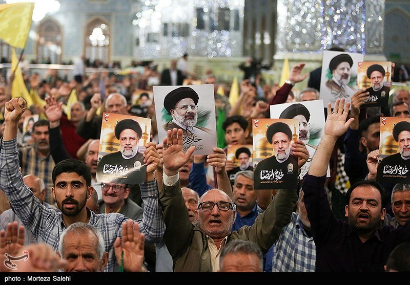 عکس/ نخستین سالگرد شهدای خدمت در حرم امام رضا (ع)