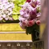گل آرایی حرم مطهر رضوی در آستانه میلاد امام رضا(علیه السلام)