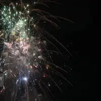 بزرگ‌ترین نورافشانی تاریخ مشهد امشب برگزار می‌شود
