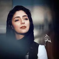 چهره ها/ پست غمگین هستی مهدوی فر در سوگ پدرش