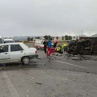 ۱۱ زخمی در تصادف مینی‌بوس دانش‌آموزان با ۲ خودرو در جاده سقز