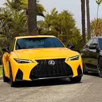 نبرد لکسوس IS500 با کادیلاک CT4-V بلک‌وینگ و بی‌ام‌و M3، آدرنالین خالص!