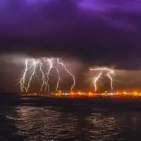 چند تا رعد و برق خفن ببینیم!
