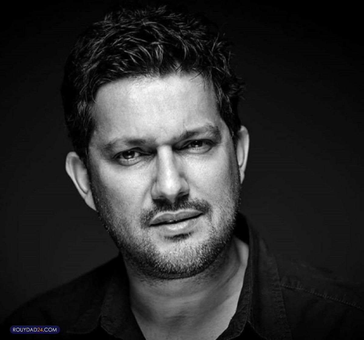 چهره ها/ سلفی حامد بهداد در حال رانندگی