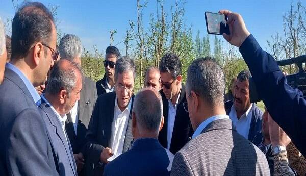دولت به جبران خسارات بخش کشاورزی آذربایجان غربی کمک کند