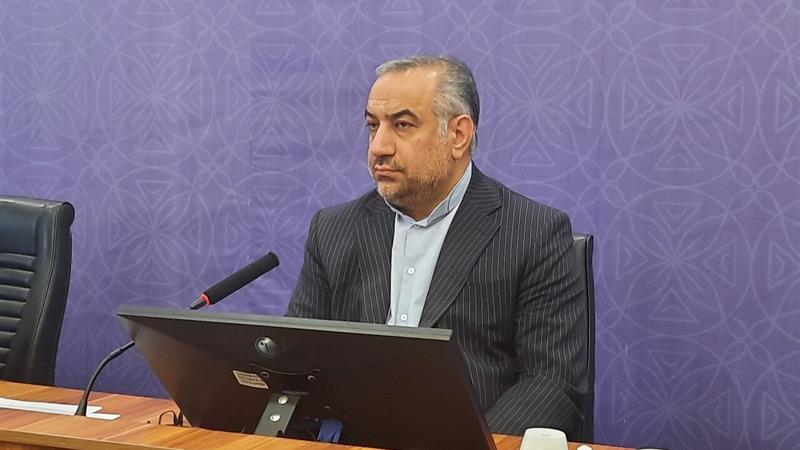 آسیابی: پروژه پتروشیمی گلستان دو سال معطل مانده است