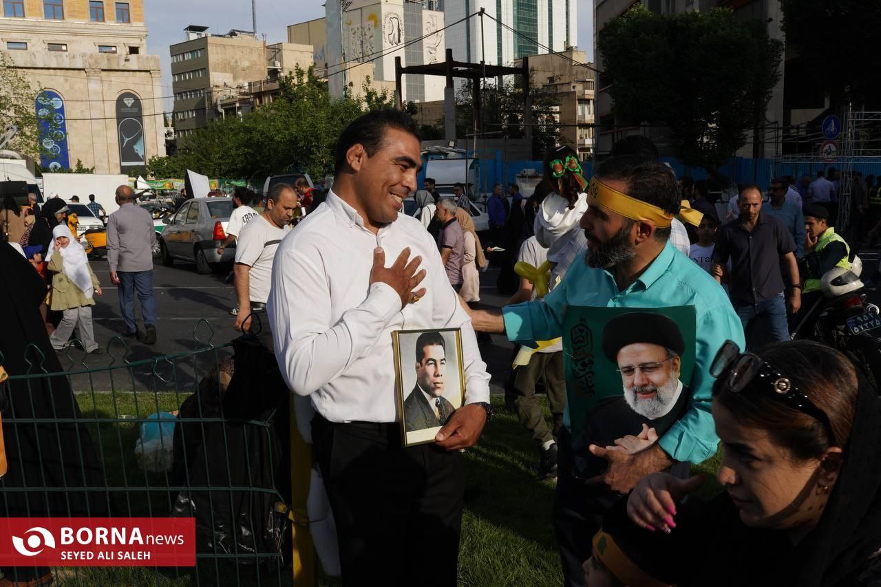 عکس/ جشن بزرگ امام رضایی‌ها در تهران 